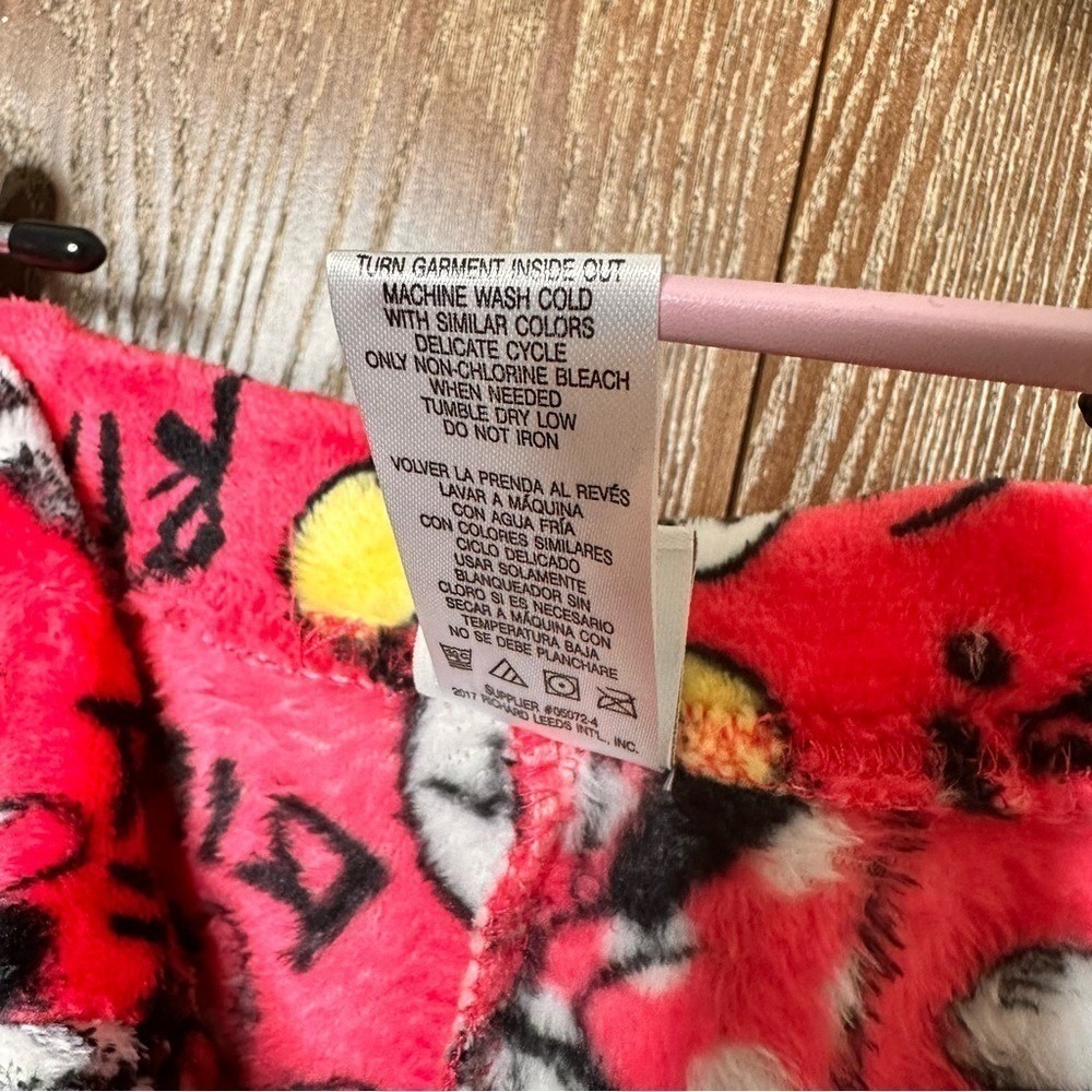 NWT Disney Minnie Mouse Pajama Pants Red Plush Sleepwear Loungewear Cartoon - Picture 5 of 6